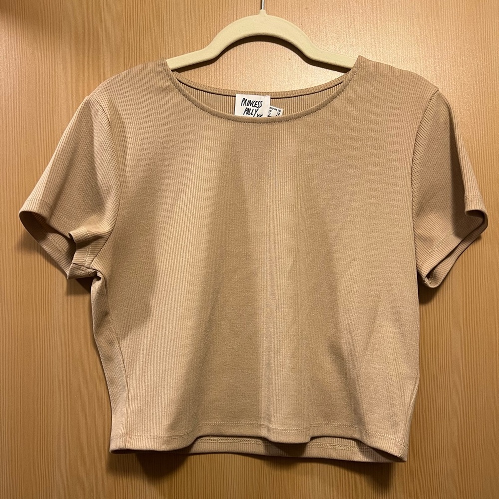 princess polly crop-ish top